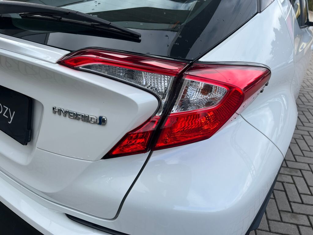 Toyota C-HR SUV / Terénní 1,8 l 72 kw