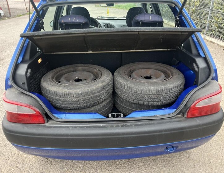 Citroën Saxo Hatchback 1,1 l 40 kw