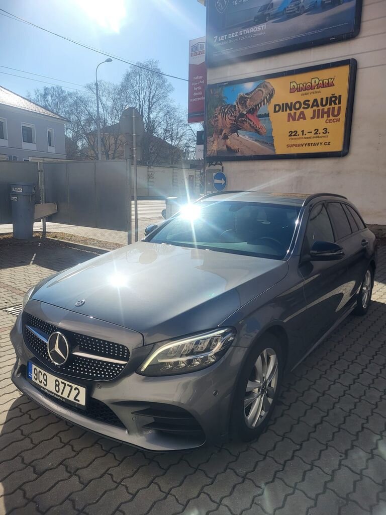 Mercedes-Benz Třídy C Kombi 2,0 l 143 kw