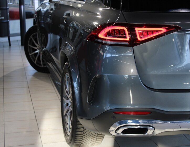 Mercedes-Benz GLE 29