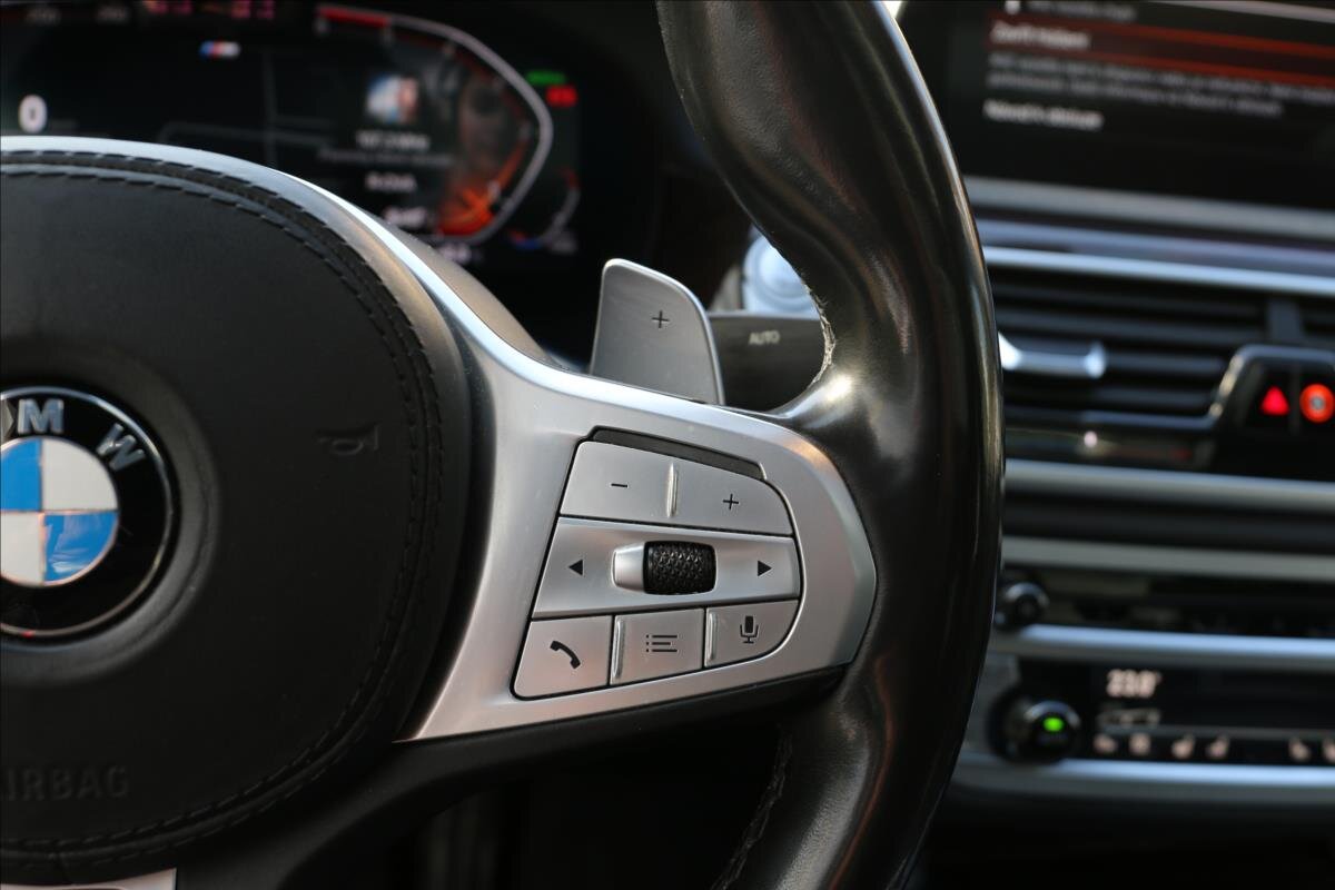 BMW Řada 7 Sedan / Limuzína 3,0 l 294 kw