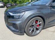 Audi SQ8 SUV 4,0 l 373 kw