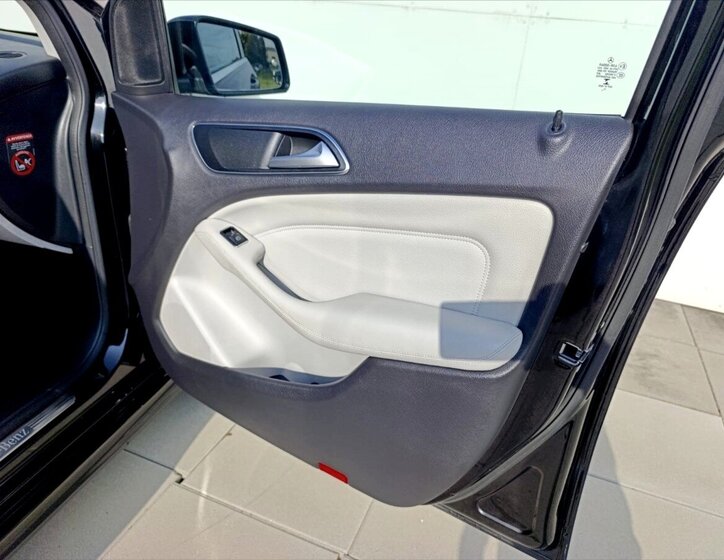 Mercedes-Benz Třídy B Kombi 2,0 l 115 kw