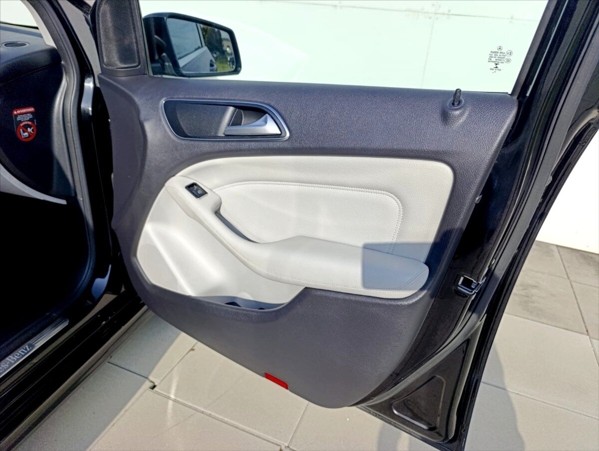 Mercedes-Benz Třídy B Kombi 2,0 l 115 kw