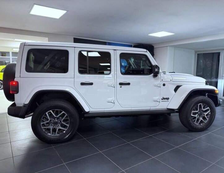 Jeep Wrangler Ostatní 2,0 l 200 kw