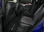 Volkswagen Touareg 13