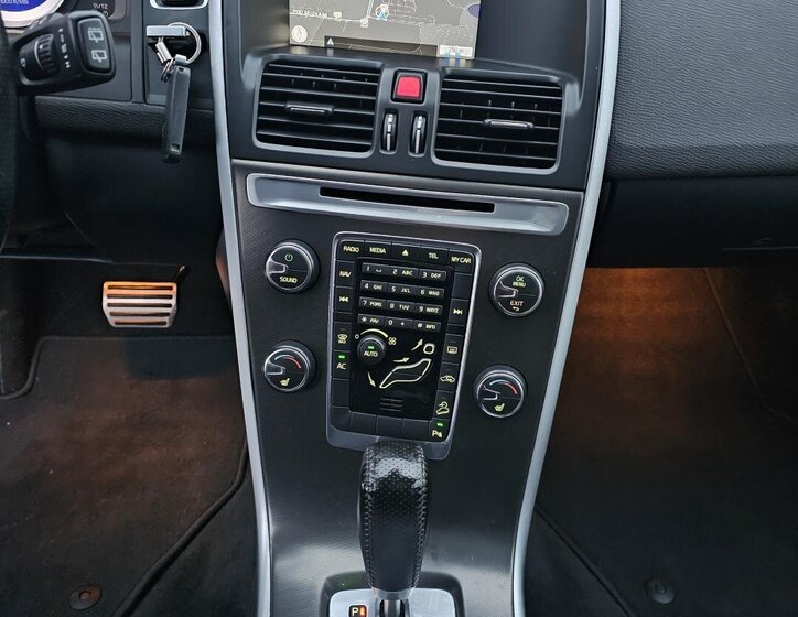 Volvo XC60 SUV 3,0 l 224 kw