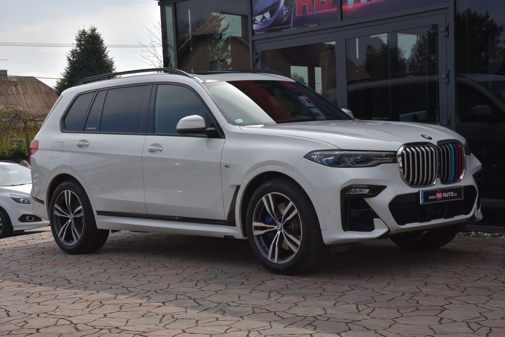 BMW X7 SUV / Terénní 3,0 l 195 kw