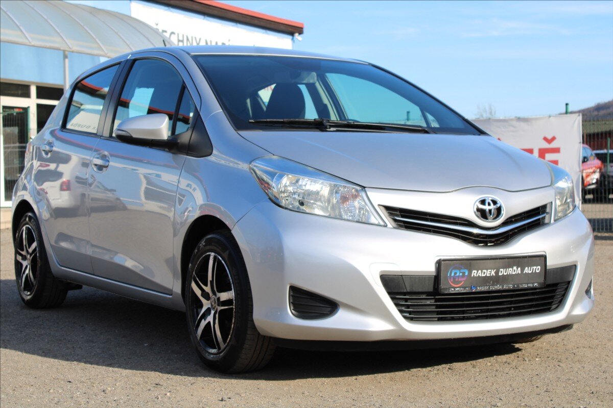 Toyota Yaris Hatchback 998,0 51 kw
