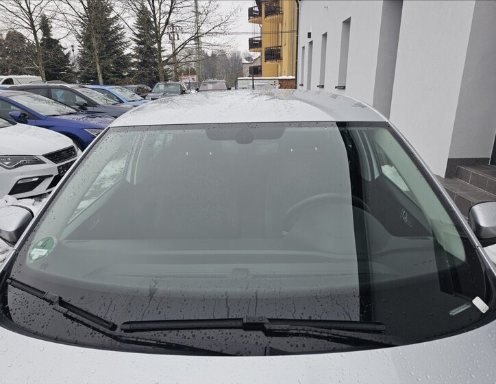 Škoda Rapid Hatchback 999,0 70 kw