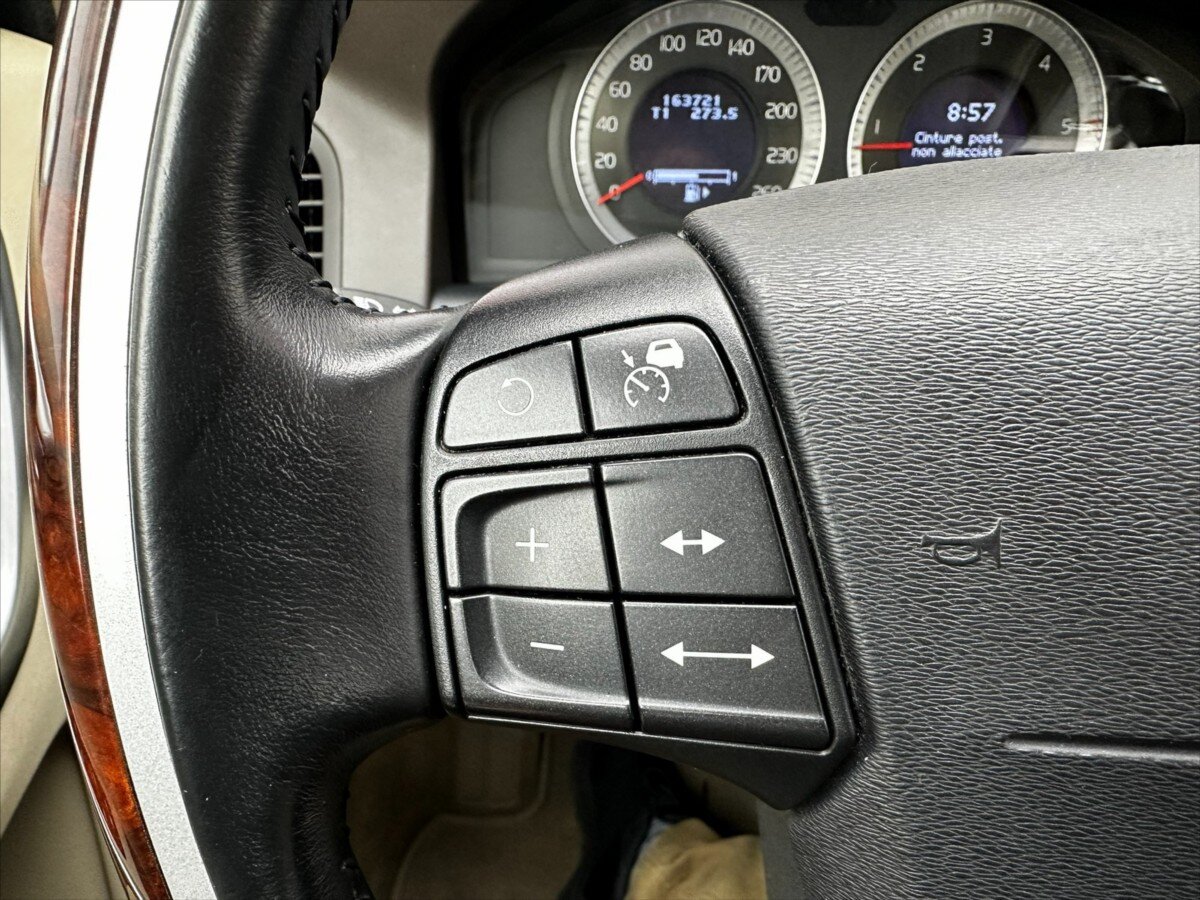 Volvo XC60 SUV / Terénní 2,4 l 136 kw