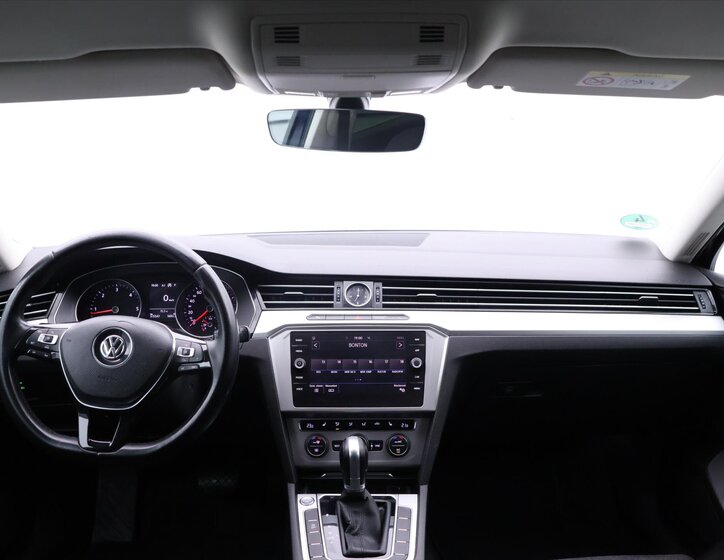 Volkswagen Passat Kombi 2,0 l 110 kw