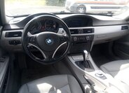 BMW Řada 3 Sedan / Limuzína 2,0 l 120 kw