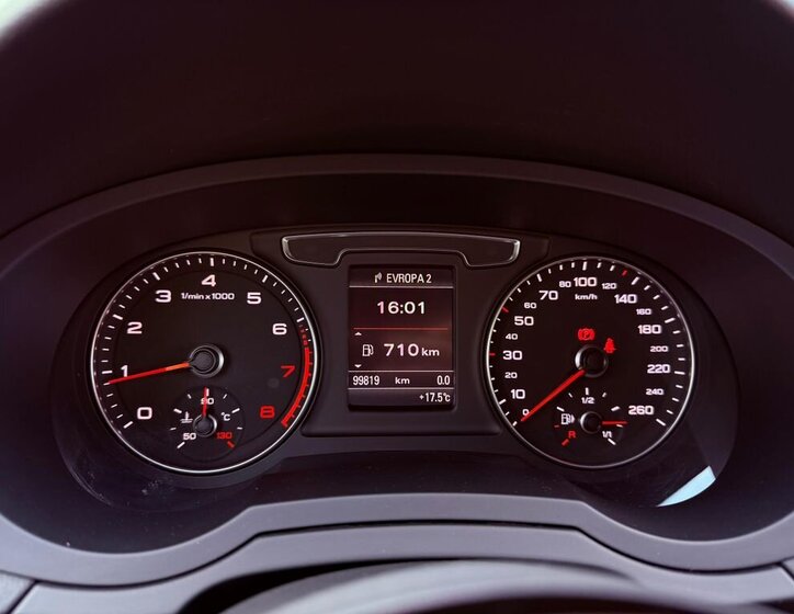 Audi Q3 SUV / Terénní 1,4 l 110 kw