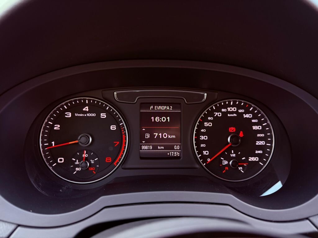 Audi Q3 SUV / Terénní 1,4 l 110 kw