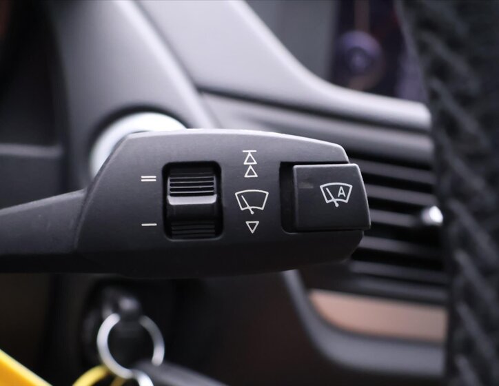 BMW X1 SUV 2,0 l 130 kw