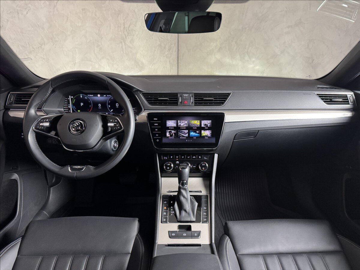 Škoda Superb Kombi 1,4 l 160 kw