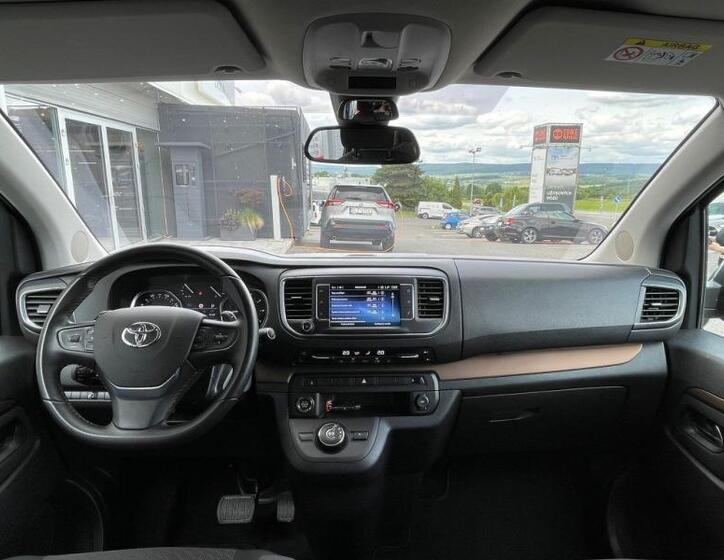 Toyota ProAce Verso 17