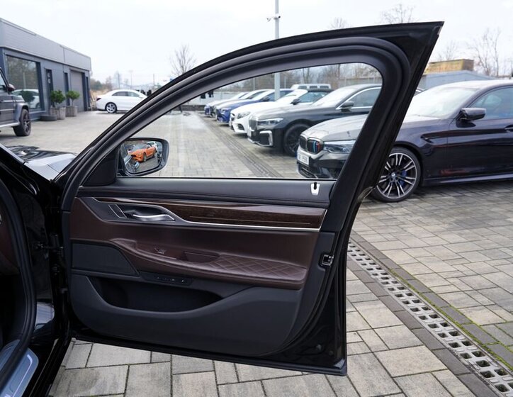 BMW Řada 7 20