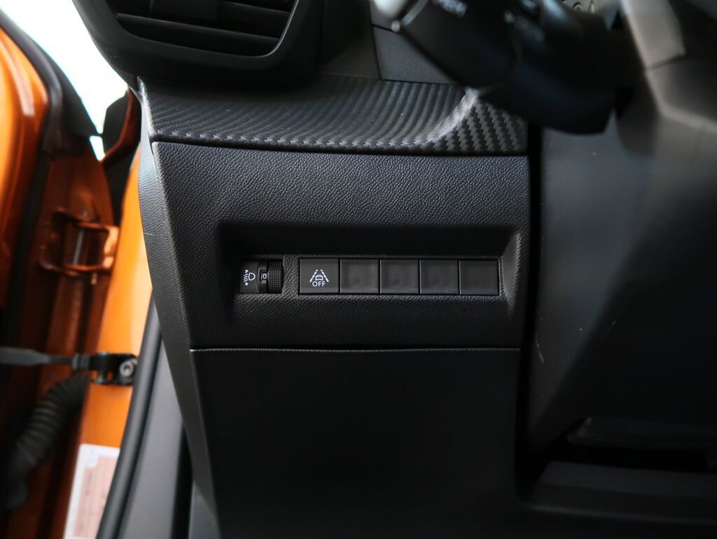 Peugeot 2008 SUV 1,2 l 74 kw