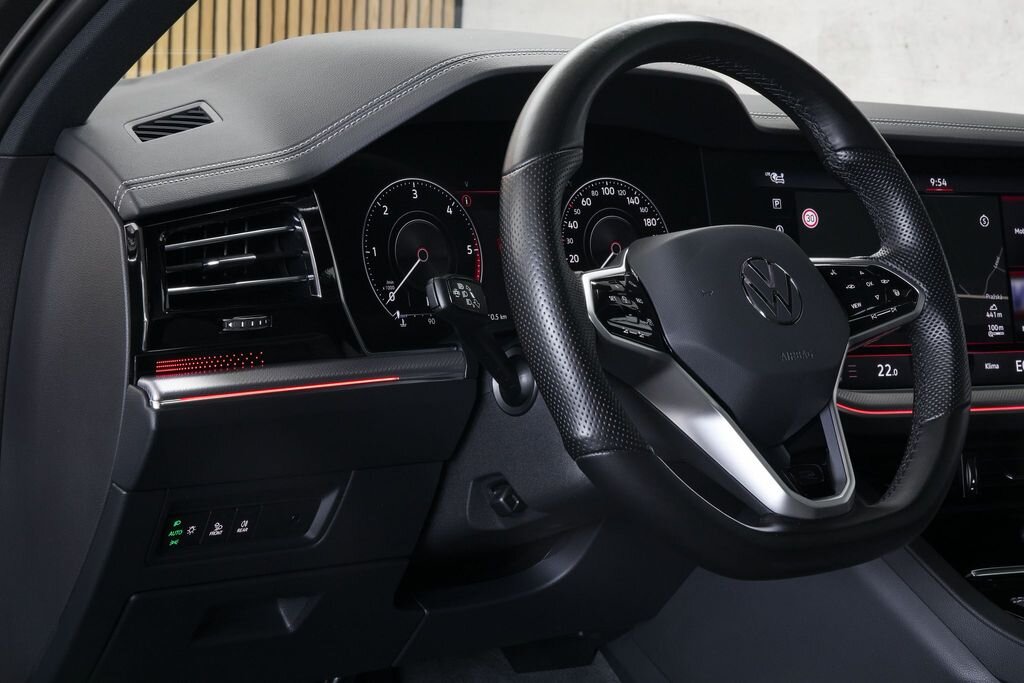 Volkswagen Touareg SUV / Terénní 3,0 l 210 kw