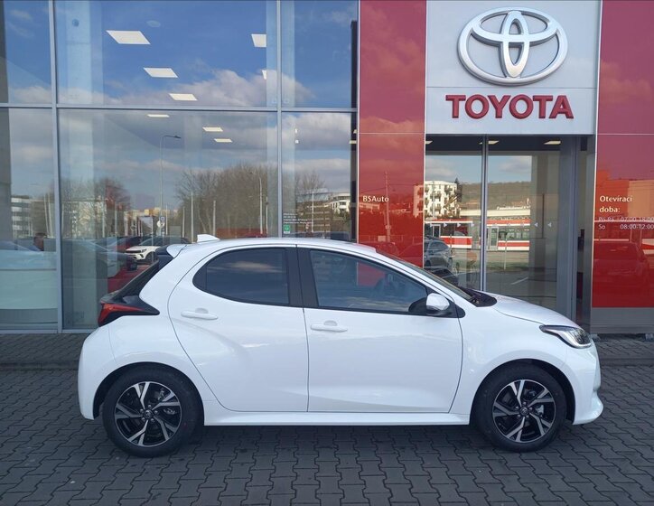 Toyota Yaris Hatchback 1,5 l 85 kw