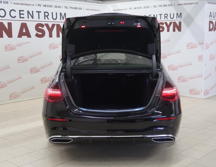 Mercedes-Benz Třídy S Sedan 3,0 l 230 kw