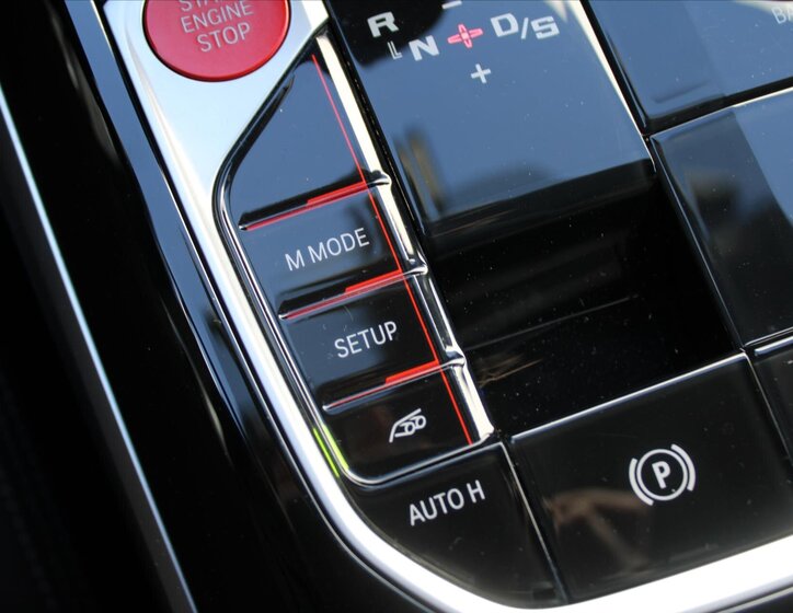 BMW M3 Sedan / Limuzína 3,0 l 375 kw