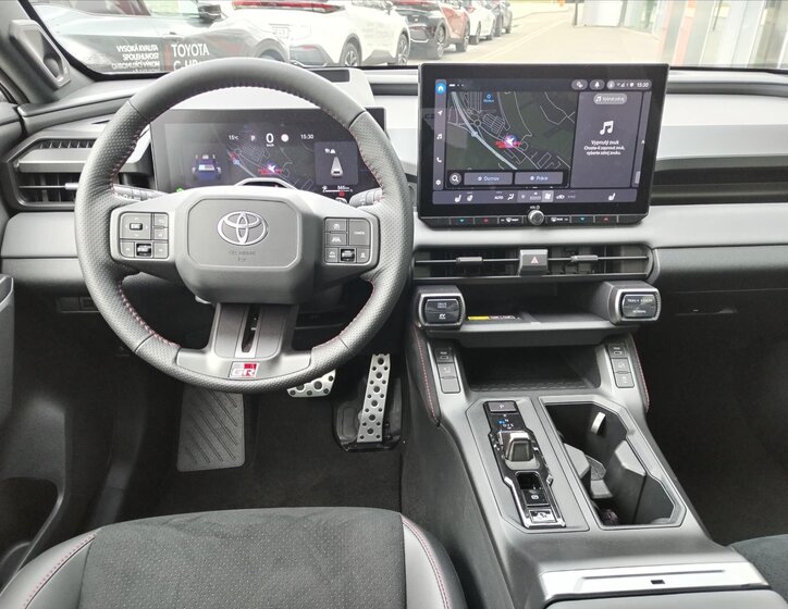 Toyota RAV4 SUV / Terénní 0,0 143 kw