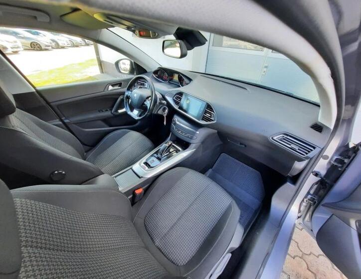 Peugeot 308 14