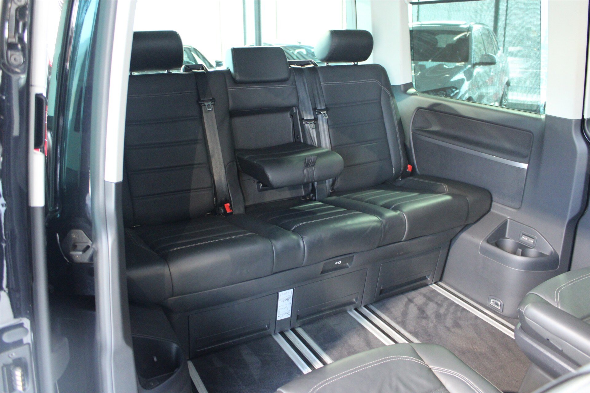 Volkswagen Multivan MPV 2,0 l 146 kw