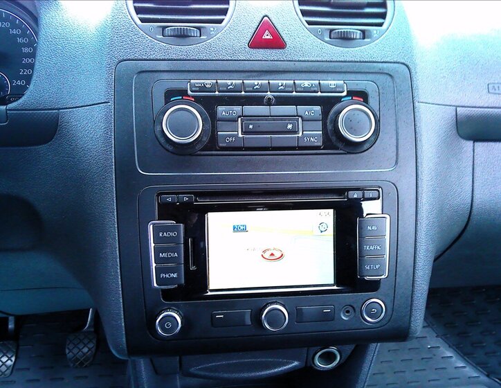 Volkswagen Caddy Kombi 1,6 l 75 kw