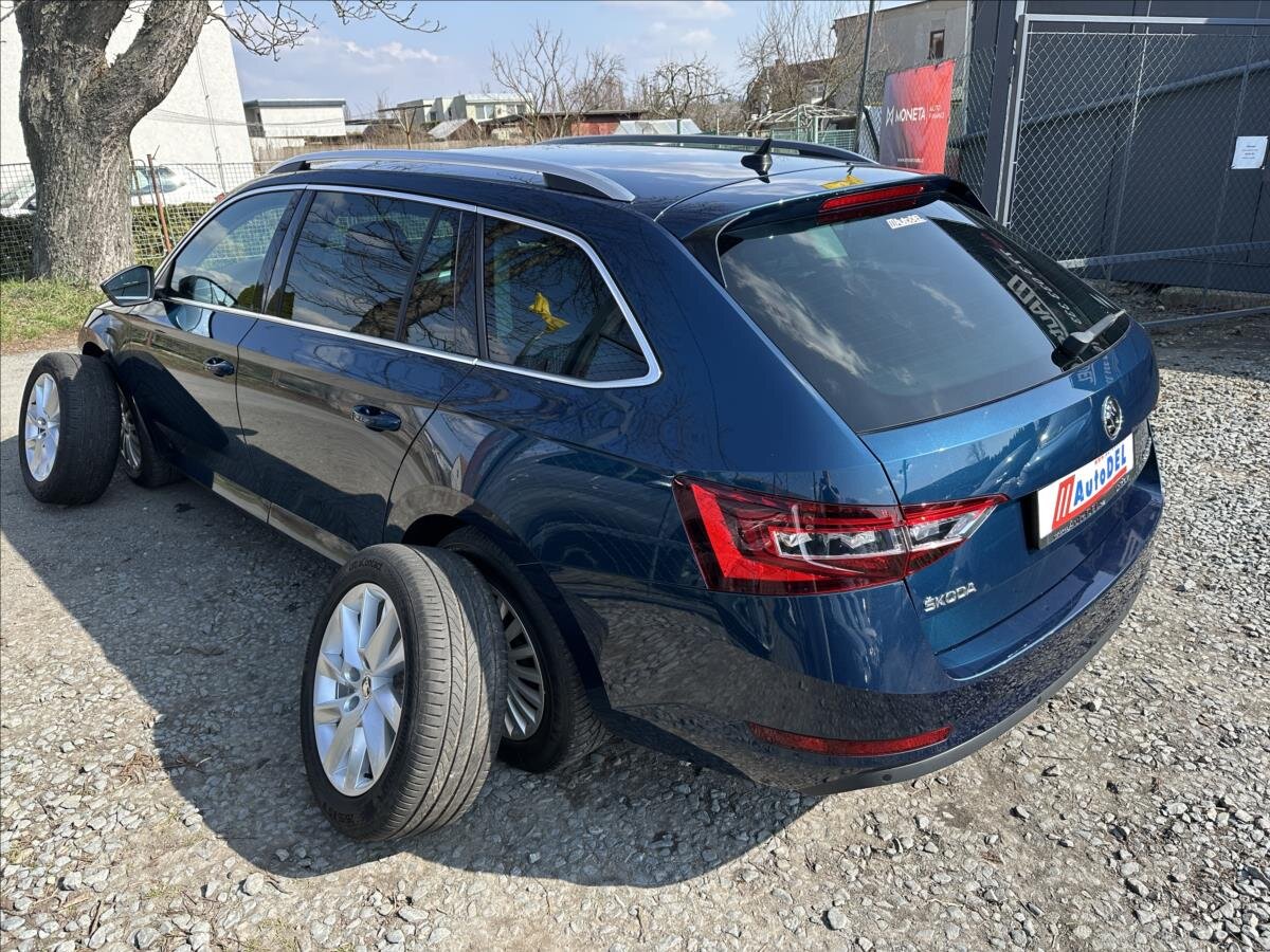 Škoda Superb Kombi 2,0 l 110 kw