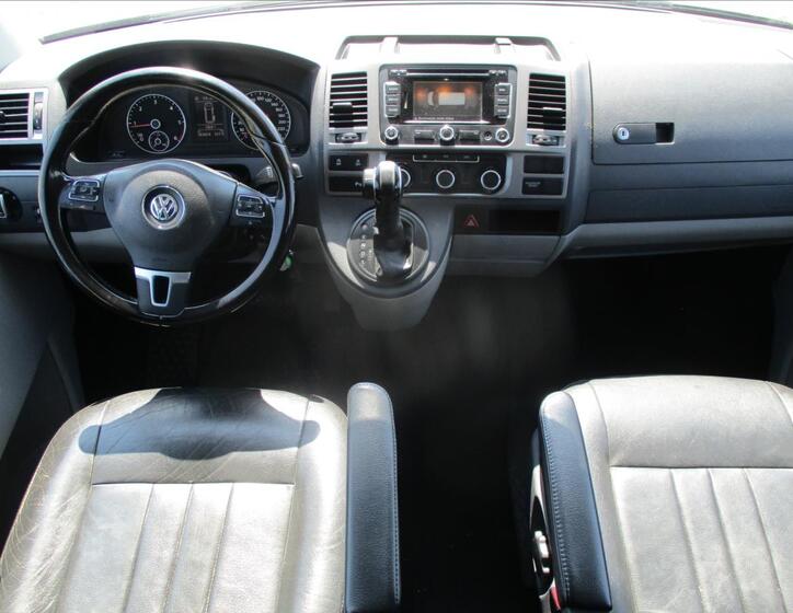 Volkswagen Transporter 12