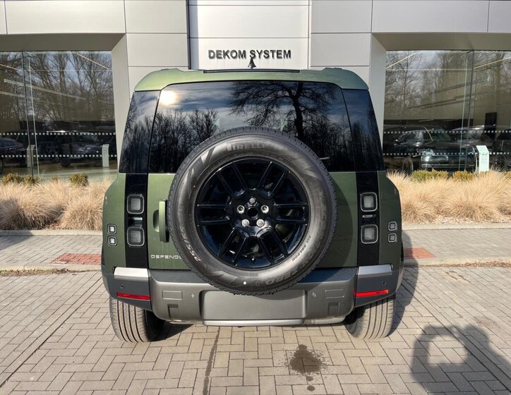 Land Rover Defender SUV 3,0 l 147 kw