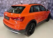 Audi Q3 7