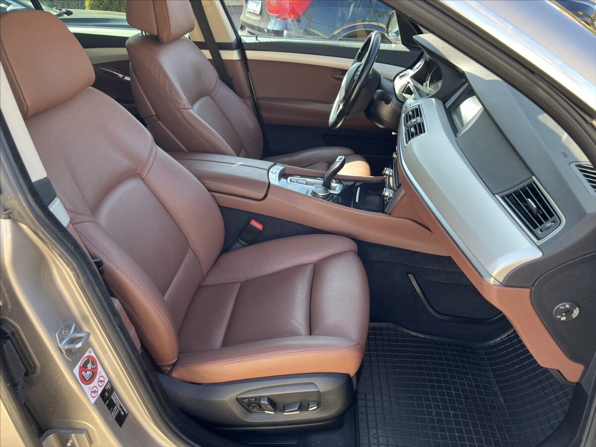 BMW Řada 5 Sedan / Limuzína 3,0 l 190 kw