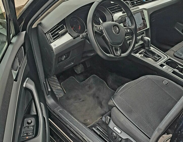 Volkswagen Passat Kombi 2,0 l 110 kw