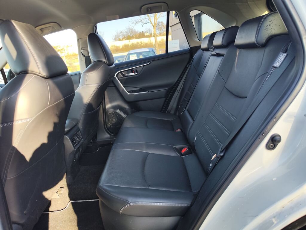 Toyota RAV4 SUV 2,5 l 163 kw