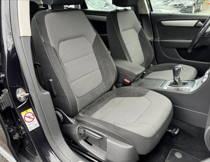 Volkswagen Passat Kombi 2,0 l 125 kw