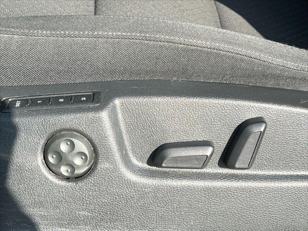 Škoda Superb Kombi 2,0 l 103 kw