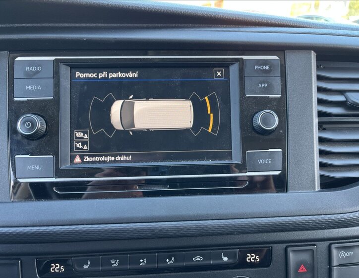 Volkswagen Caravelle Kombi 2,0 l 110 kw