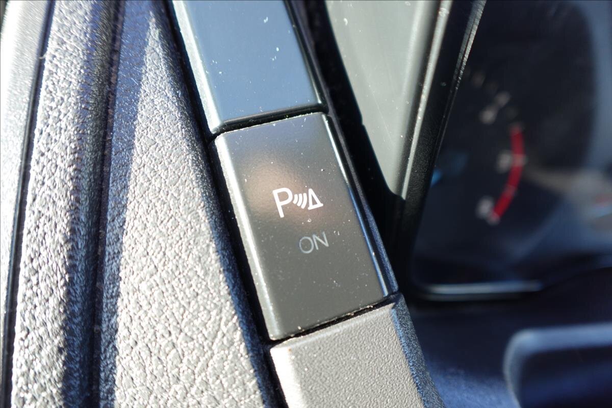 Ford Transit Ostatní 2,2 l 114 kw