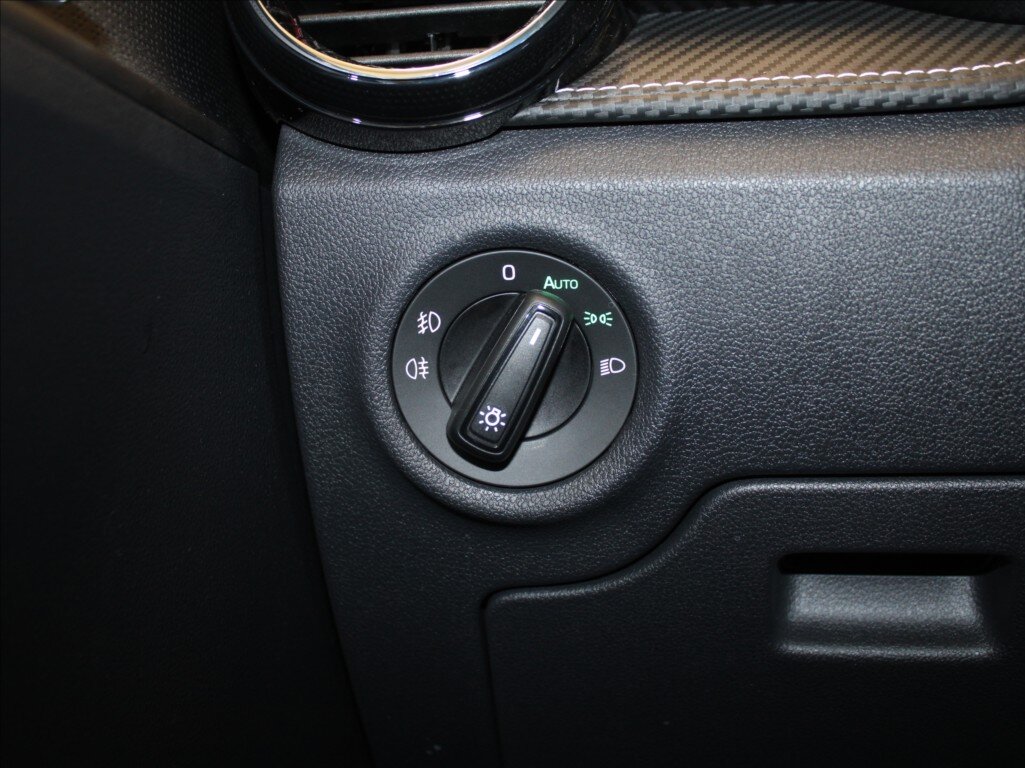 Škoda Fabia Hatchback 999,0 85 kw