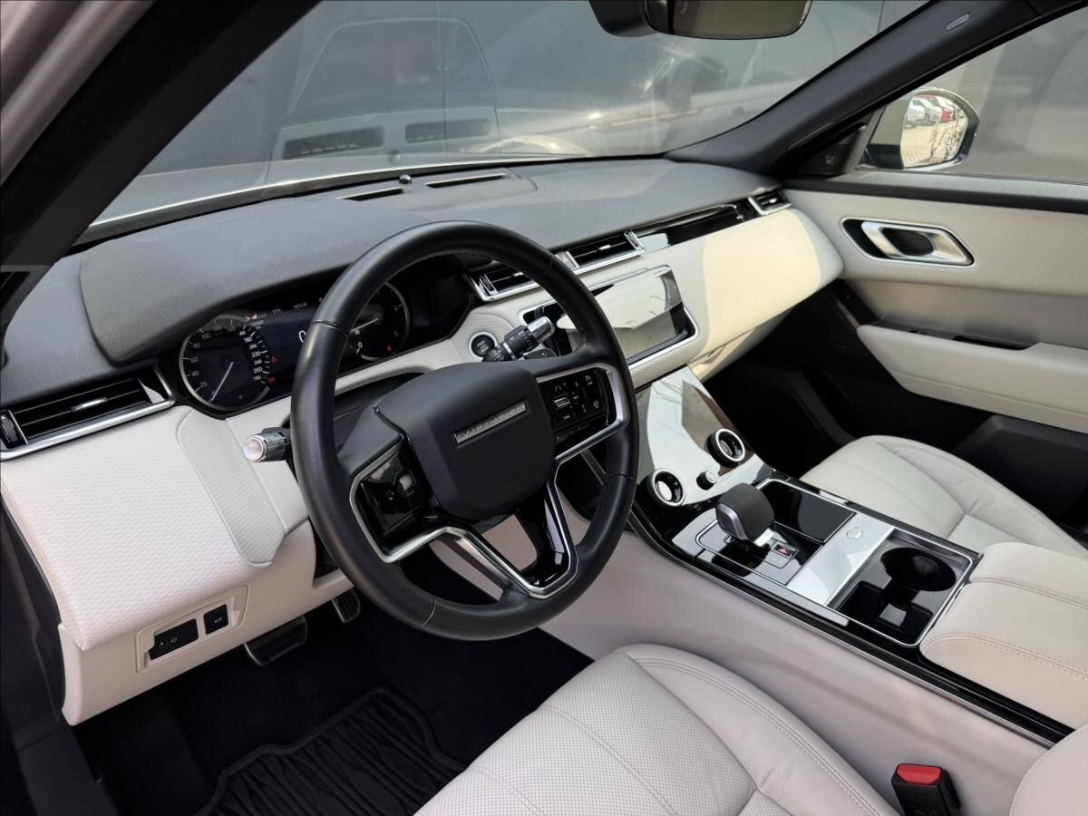 Land Rover Range Rover Velar SUV / Terénní 3,0 l 221 kw