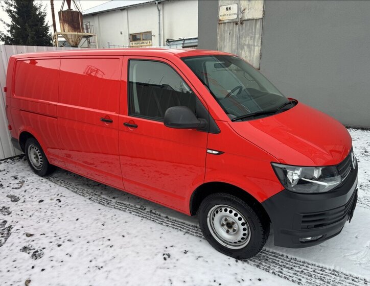 Volkswagen Transporter Skříň 2,0 l 110 kw