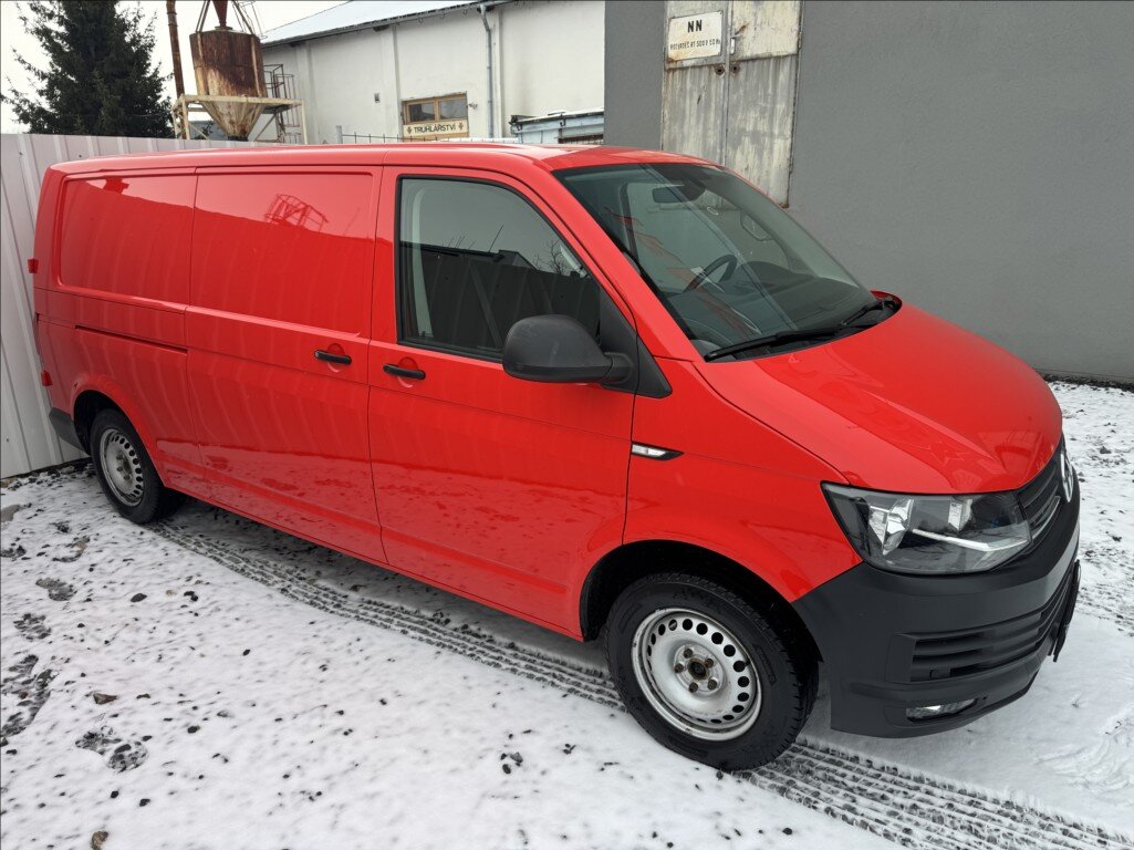Volkswagen Transporter Skříň 2,0 l 110 kw