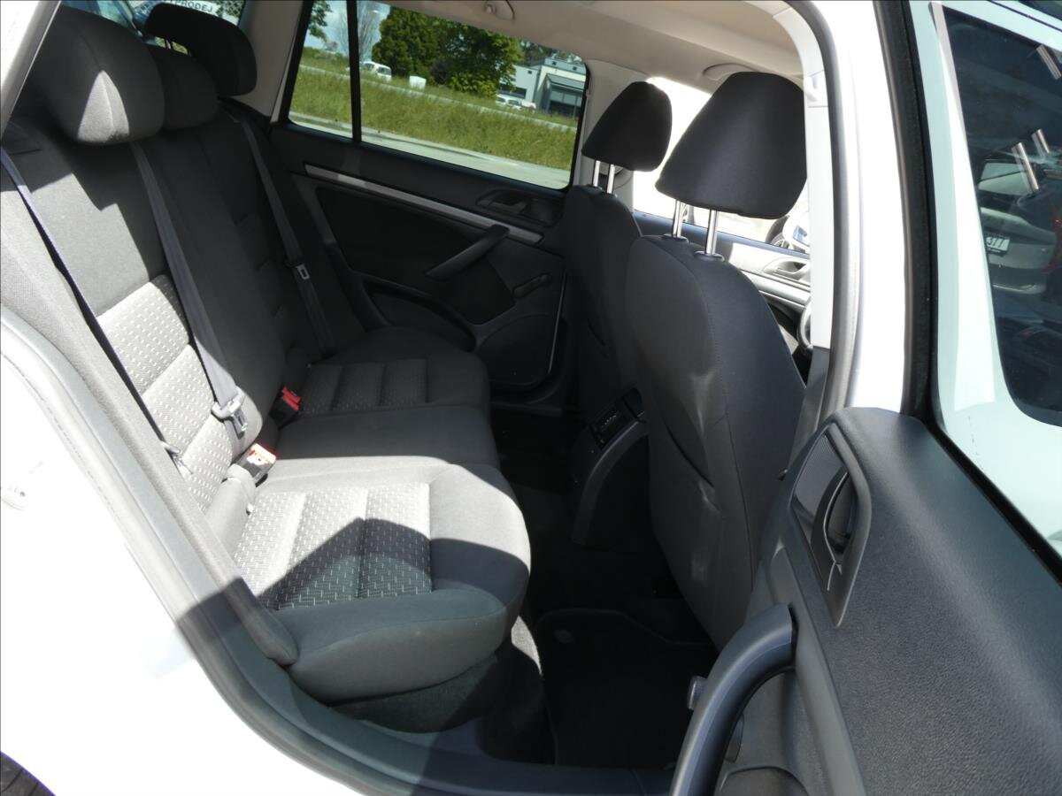 Škoda Octavia Kombi 1,2 l 77 kw