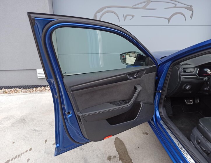 Škoda Superb 25