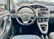 Toyota Verso MPV 1,6 l 82 kw